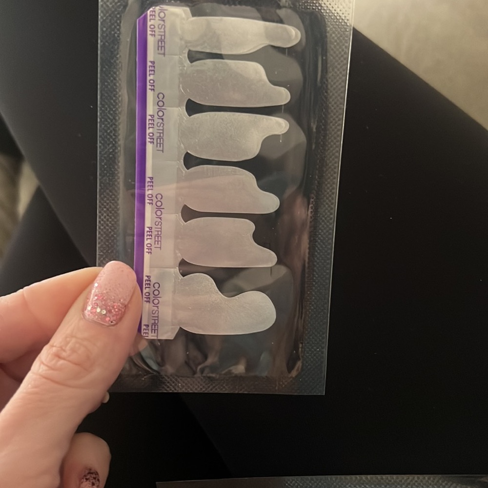 Color Street-Subscription Color - Picture 4 of 5